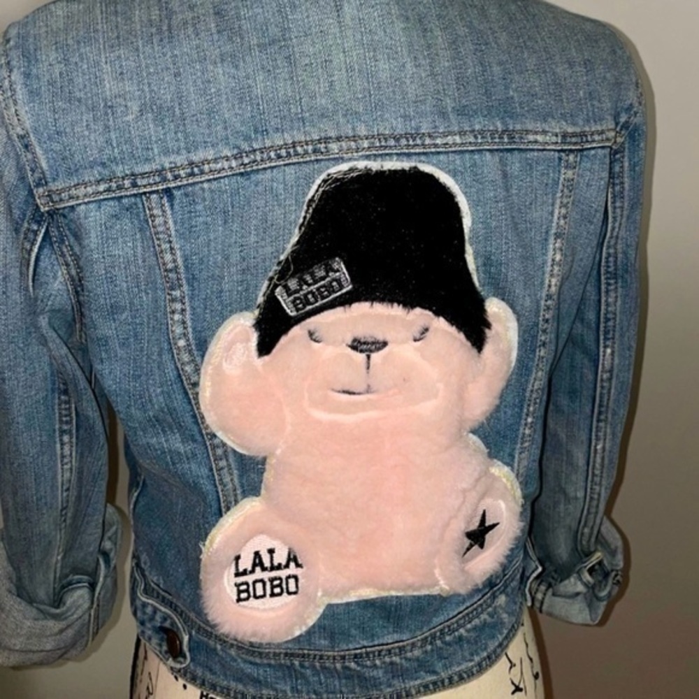 American eagle denim jacket blue jean w/ lalabobo bear back bear-ly 🐻 preloved - Picture 11 of 12